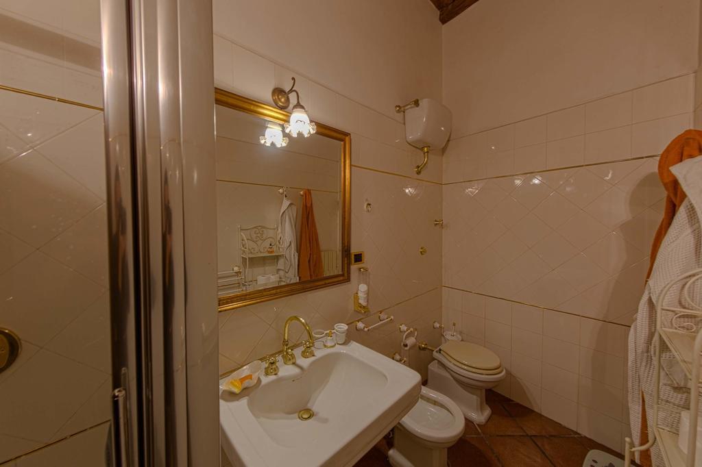 Bed and Breakfast The Loft 22 Витербо Экстерьер фото